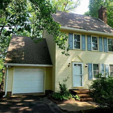 4-Bedroom House Close To Beach Salisbury Exterior photo